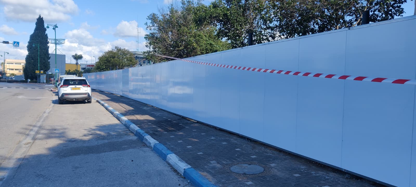 עיגון גדרות בבטונדות